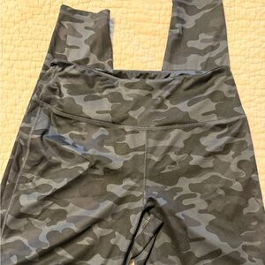 Danskin Blue Camouflage Leggings